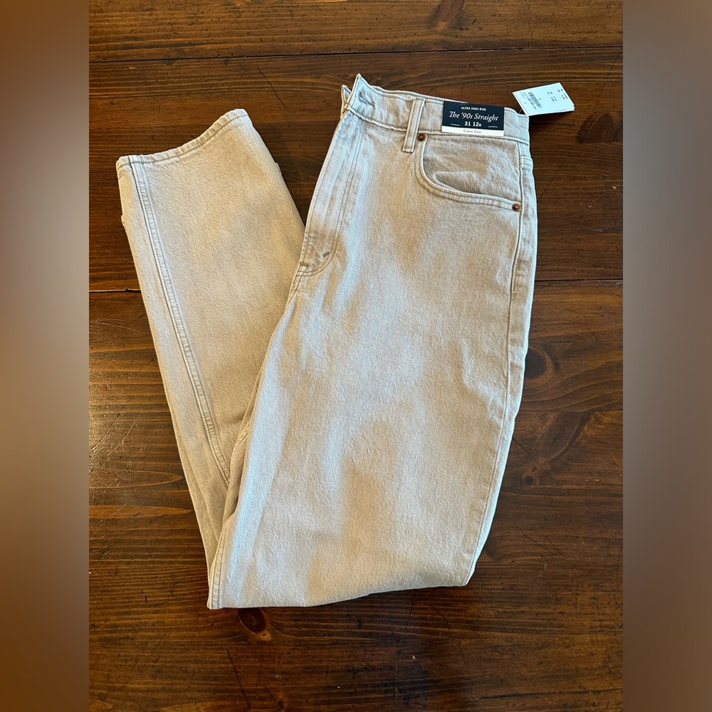 Abercrombie & Fitch The 90s Straight Jean